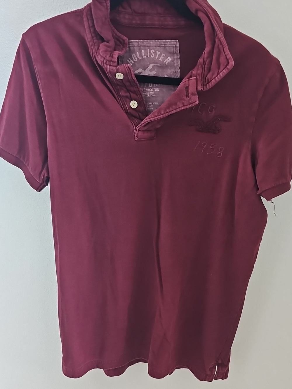 Hollister Men's Deep Wine Polo Shirt